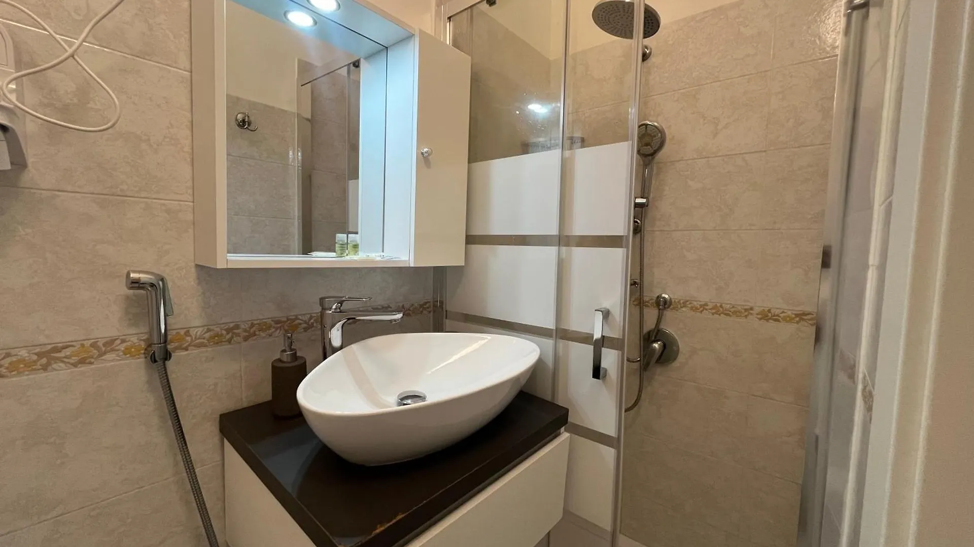 ベッド・アンド・ブレックファスト Hello Pisa B&B イタリア